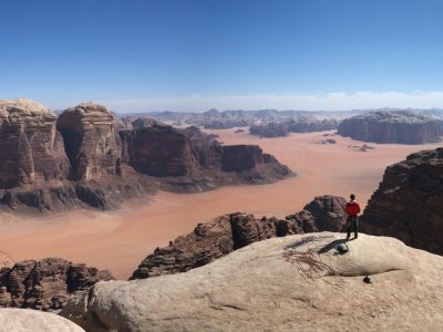 climb jebel rum1